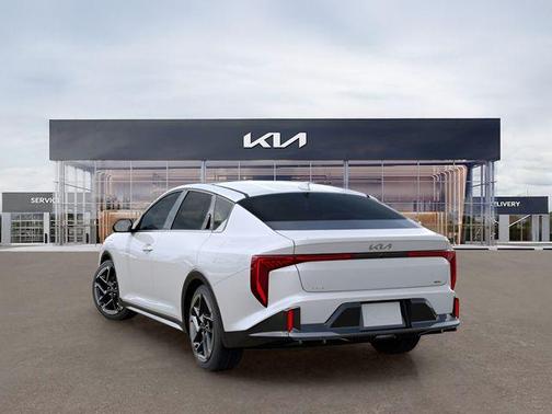 Snow White Pearl 2026 Kia K4 GT-Line