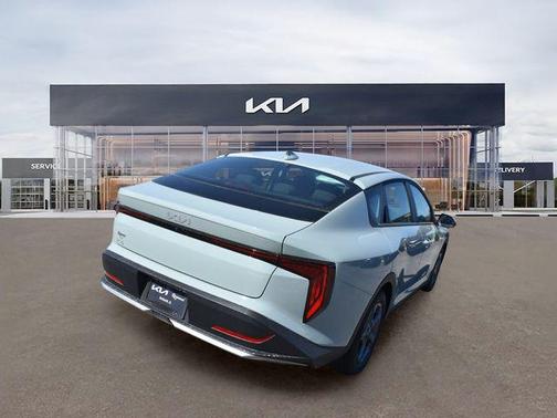 Morning Haze 2026 Kia K4 LXS