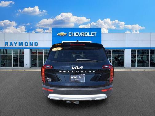 Ebony Black 2022 Kia Telluride LX