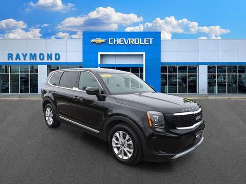 Ebony Black 2022 Kia Telluride LX