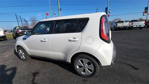 2016 Kia Soul Base