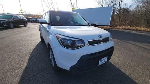 2016 Kia Soul Base