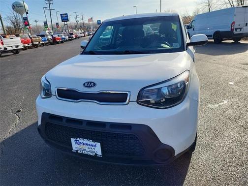 2016 Kia Soul Base