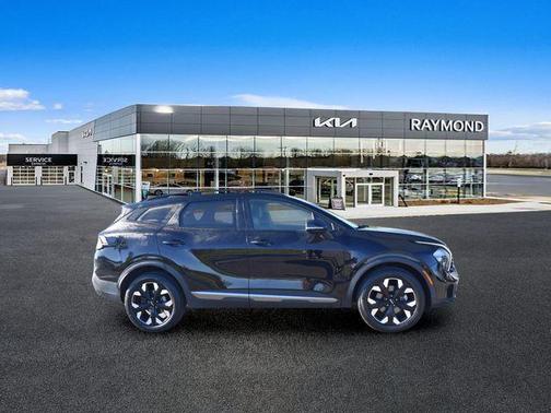 Ebony Black 2023 Kia Sportage X-Line