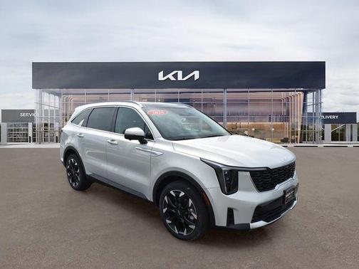 Ivory Silver 2026 Kia Sorento SX