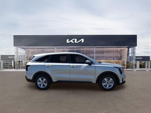 Ivory Silver 2026 Kia Sorento LX