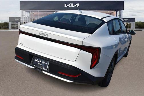 Snow White Pearl 2026 Kia K4 LX