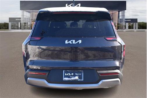 2026 Kia EV9 Light
