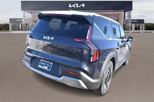 2026 Kia EV9 Light