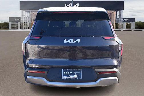 2026 Kia EV9 Light