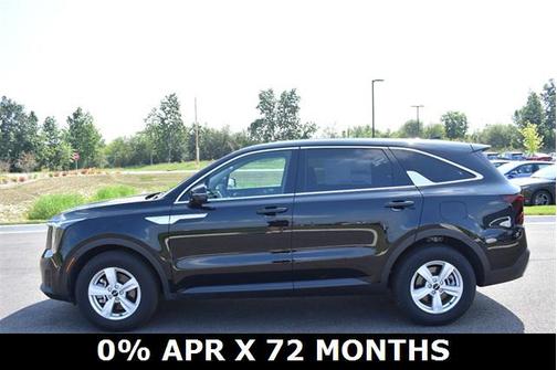 2025 Kia Sorento LX