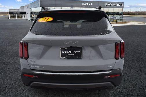 2023 Kia Sorento S