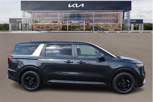 2025 Kia Carnival LX