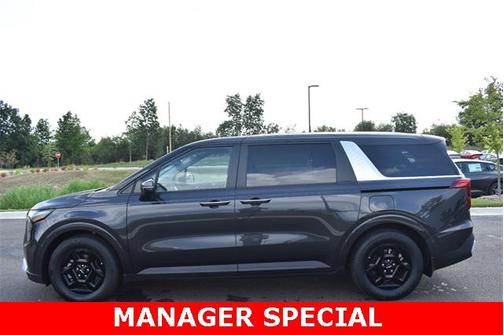 2025 Kia Carnival LX