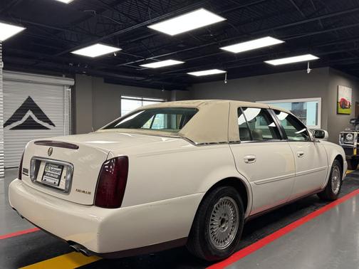 White 2000 Cadillac DeVille Base