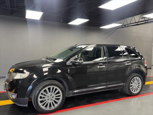 2015 Lincoln MKX Base
