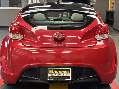 2013 Hyundai Veloster Base