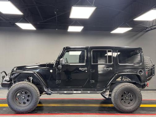 2011 Jeep Wrangler Unlimited Sahara