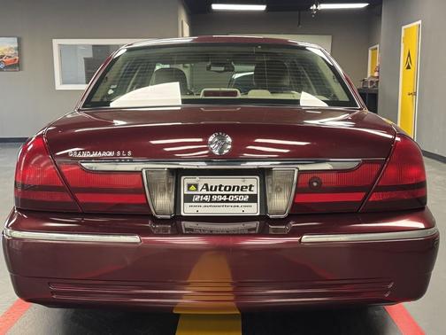 Burgundy 2004 Mercury Grand Marquis LS