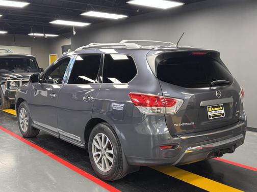 2014 Nissan Pathfinder SL