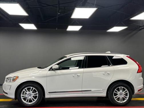 2016 Volvo XC60 T5 Drive-E