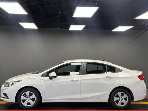 2018 Chevrolet Cruze LS