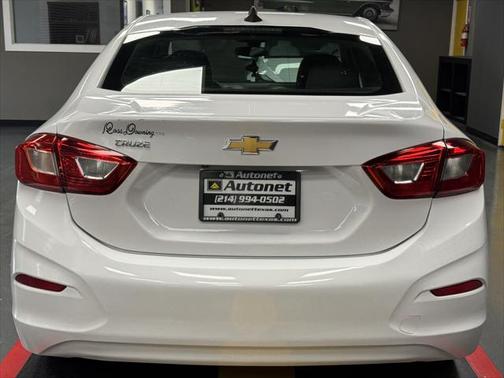 2018 Chevrolet Cruze LS