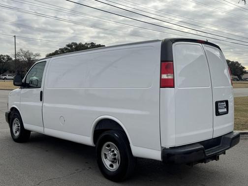 2019 Chevrolet Express 2500 RWD 2500 135