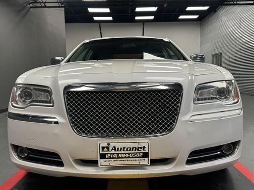 2013 Chrysler 300C Base