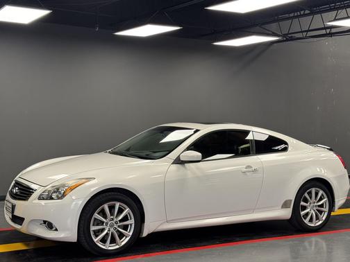 2013 INFINITI G37x Base