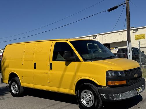 2019 Chevrolet Express 2500 RWD 2500 135