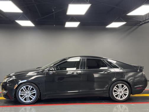 2014 Lincoln MKZ Base