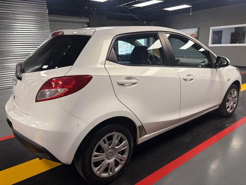 Crystal White Pearl 2012 Mazda Mazda2 Sport