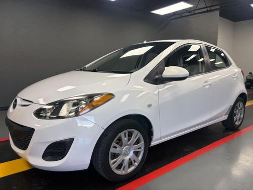 Crystal White Pearl 2012 Mazda Mazda2 Sport