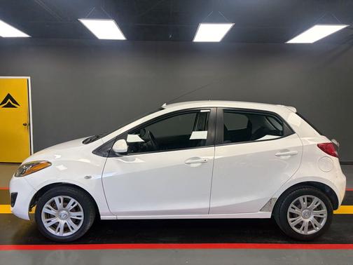 Crystal White Pearl 2012 Mazda Mazda2 Sport