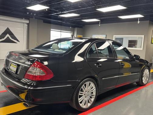 2007 Mercedes-Benz E-Class 4dr Sdn 3.5L RWD