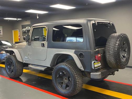 Gray 2004 Jeep Wrangler Unlimited
