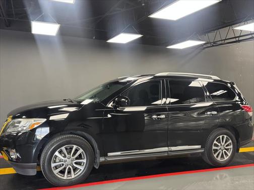 2014 Nissan Pathfinder SL
