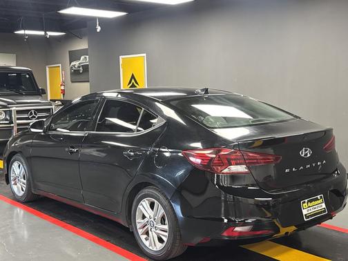 2019 Hyundai ELANTRA Value Edition