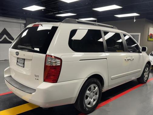 2007 Kia Sedona LX