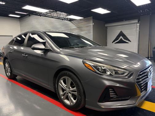 Gray 2018 Hyundai SONATA SEL