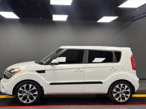 2013 Kia Soul +