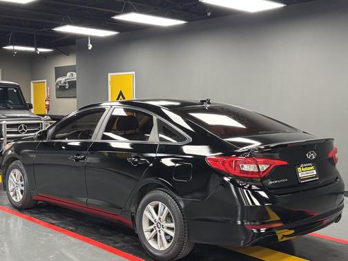 2015 Hyundai SONATA SE