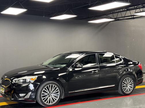 2015 Kia Cadenza 4dr Sdn Premium