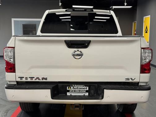 2020 Nissan Titan SV