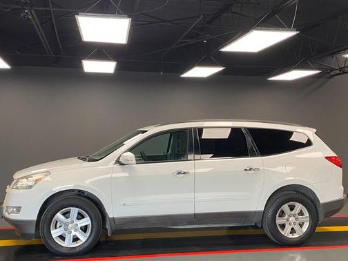 2010 Chevrolet Traverse LT