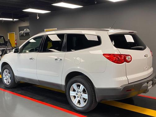 2010 Chevrolet Traverse LT
