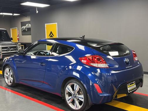 2016 Hyundai Veloster Base