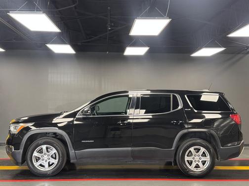 2017 GMC Acadia SLE-1