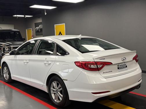 2017 Hyundai SONATA Base